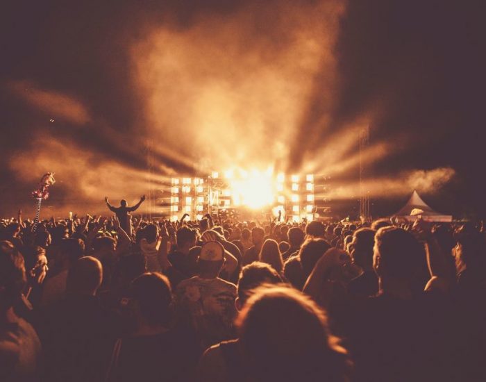 Lag et trendy og komfortabelt festivalantrekk